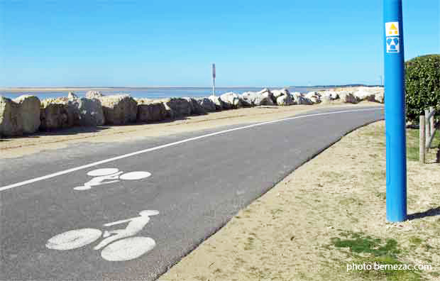 La Palmyre, piste cyclable en bord de mer