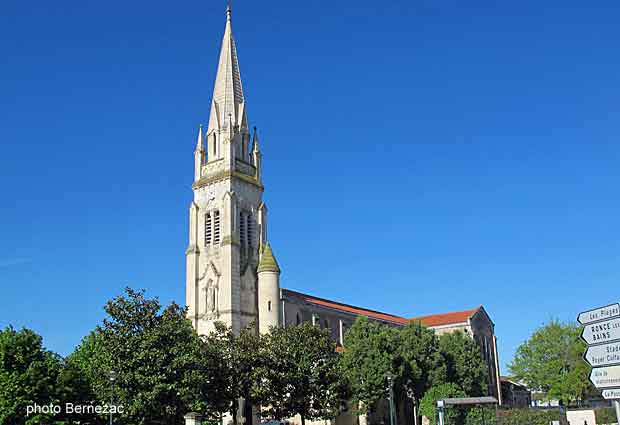 La Tremblade, l'église du Sacré Coeur