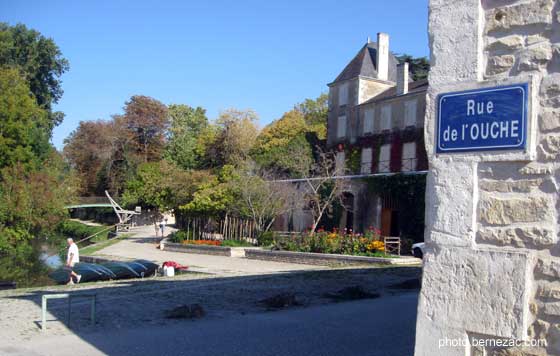 Marais Poitevin, Arçais port