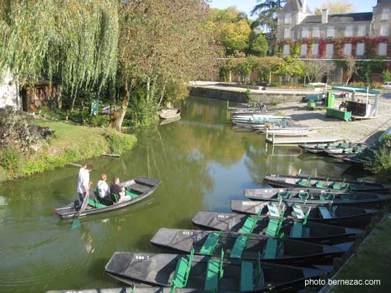 Marais Poitevin, Arçais et son embarcadère