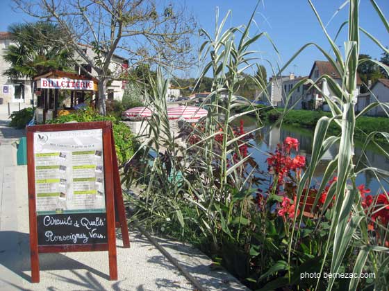 Marais Poitevin, embarcadère à Coulon