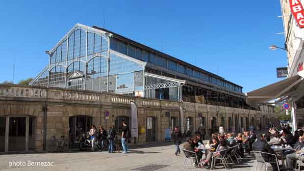 Niort, les Halles, côté rue Brisson