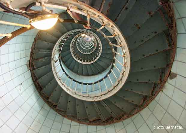 La Tremblade - le phare de La Coubre, l'escalier 300 marches