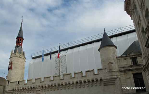 La Rochelle hôtel de ville hors d'eau après l'incendie de 2013