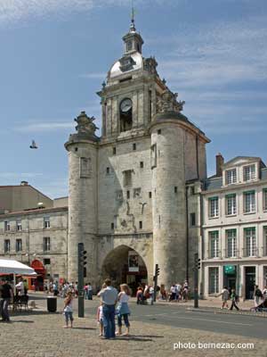 La Rochelle, la porte de la Grosse Horloge, photo 075_04
