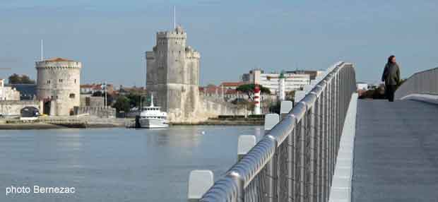 La Rochelle la passerelle Nelson Mandela