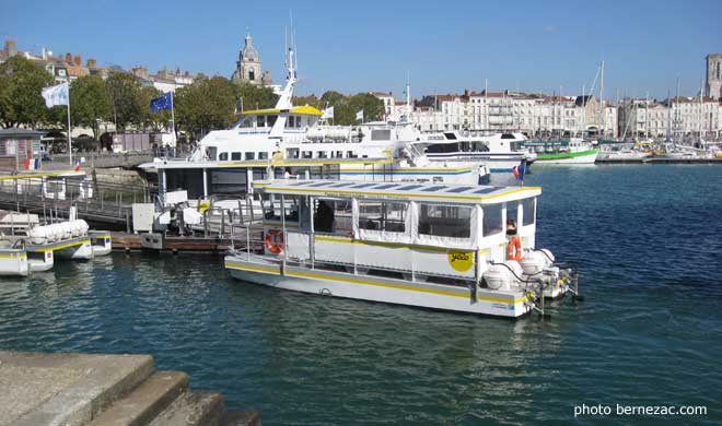 La Rochelle, le Passeur et le Bus de mer