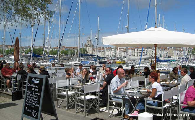 La Rochelle, terrasses quai du Gabut