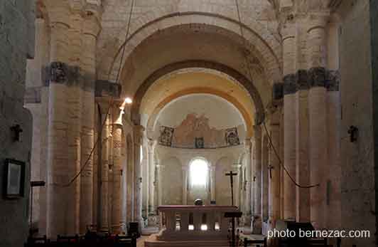 Mornac eglise saint-pierre intrerieur abside