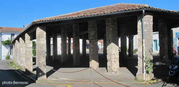 Mornac-sur-Seudre, les halles