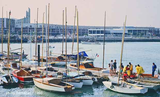 Royan, vue sur l'église, le front de mer et le casino