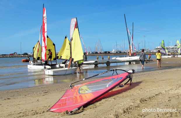 Royan plage planche أ voile