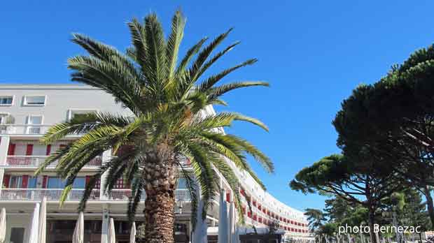 Royan, immeuble front de mer