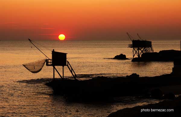 saint-palais-sur-mer, coucher de soleil au pont du Diable