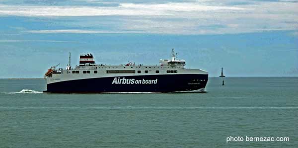 saint-palais-sur-mer, airbus on board