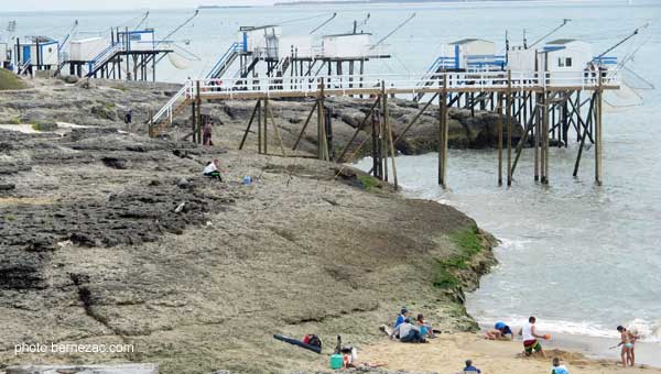 Saint-Palais-sur-Mer, carrelets au Puits de l'Auture