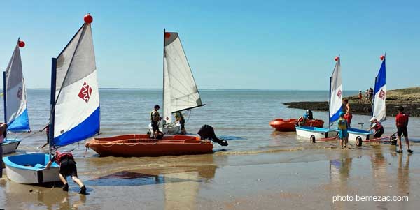 saint-palais-sur-mer, apprentissage de la voile sur la plage de nauzan