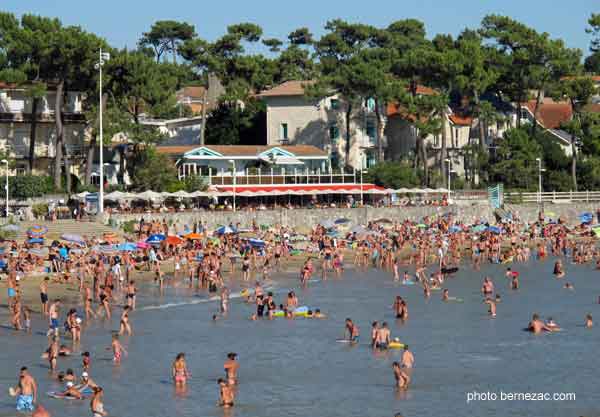 saint-palais-sur-mer, baignade à marée haute