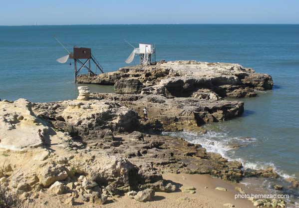 Saint-Palais-sur-Mer, le Pont du Diable vu du Platin