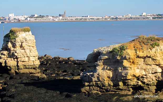 corniche de Saint-Georges-de-Didonne, vue sur Royan