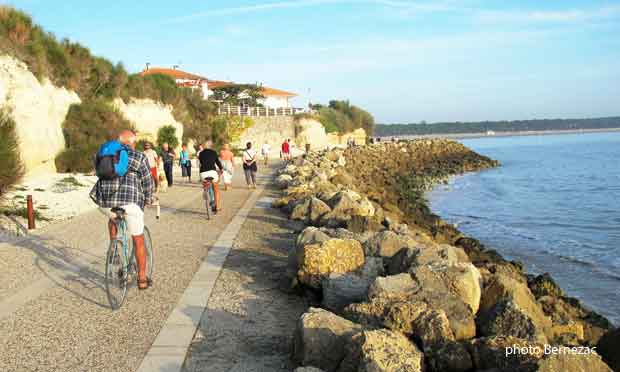 Saint-Georges-de-Didonne - promenade Charles Martel, piétons et cyclistes