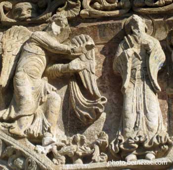 Poitiers, la frise de Notre-Dame-la-Grande, l'Annonciation