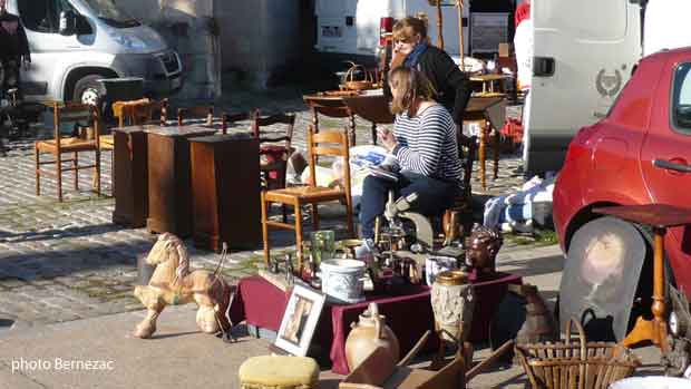 poitiers, quartier Notre-Dame, brocanteurs