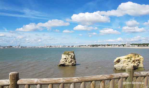 Royan, la baie vue de la falaise de Vallières