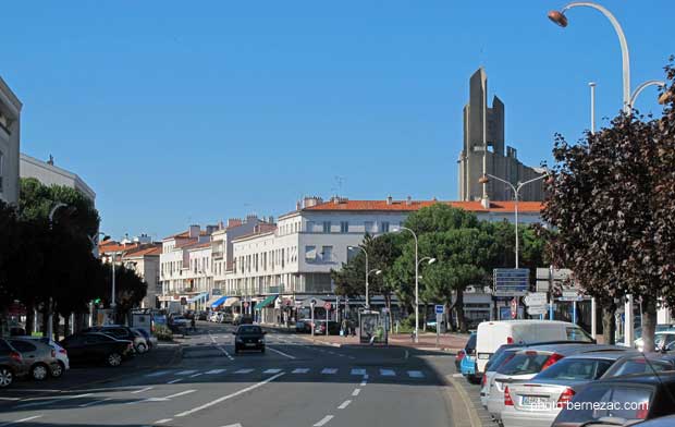 Royan, boulevard de la République et rue Gambetta