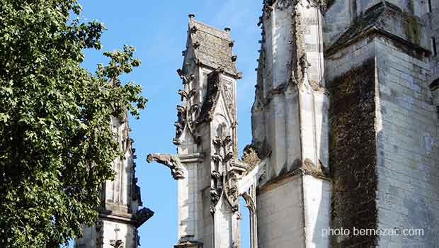 Saintes cathedrale saint-pierre